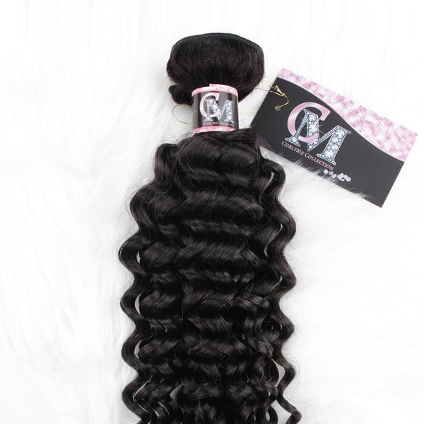 CurlyMe Water Wave Virgin Human Hair 4 Bundles with 4x4/5x5 Closure Natural Black